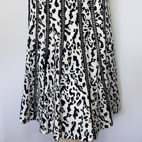 Nanette Lepore Dress Black White Fit & Flare "LEOPARD" Dress Excellent~S… - Picture 4 of 8